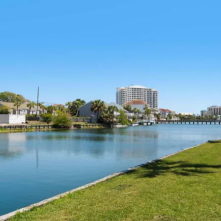 Shoreline Towers Townhouse 4-4